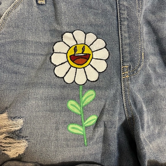 Hollister High Rise Mom Short Overall 4” - Picture 7 of 7